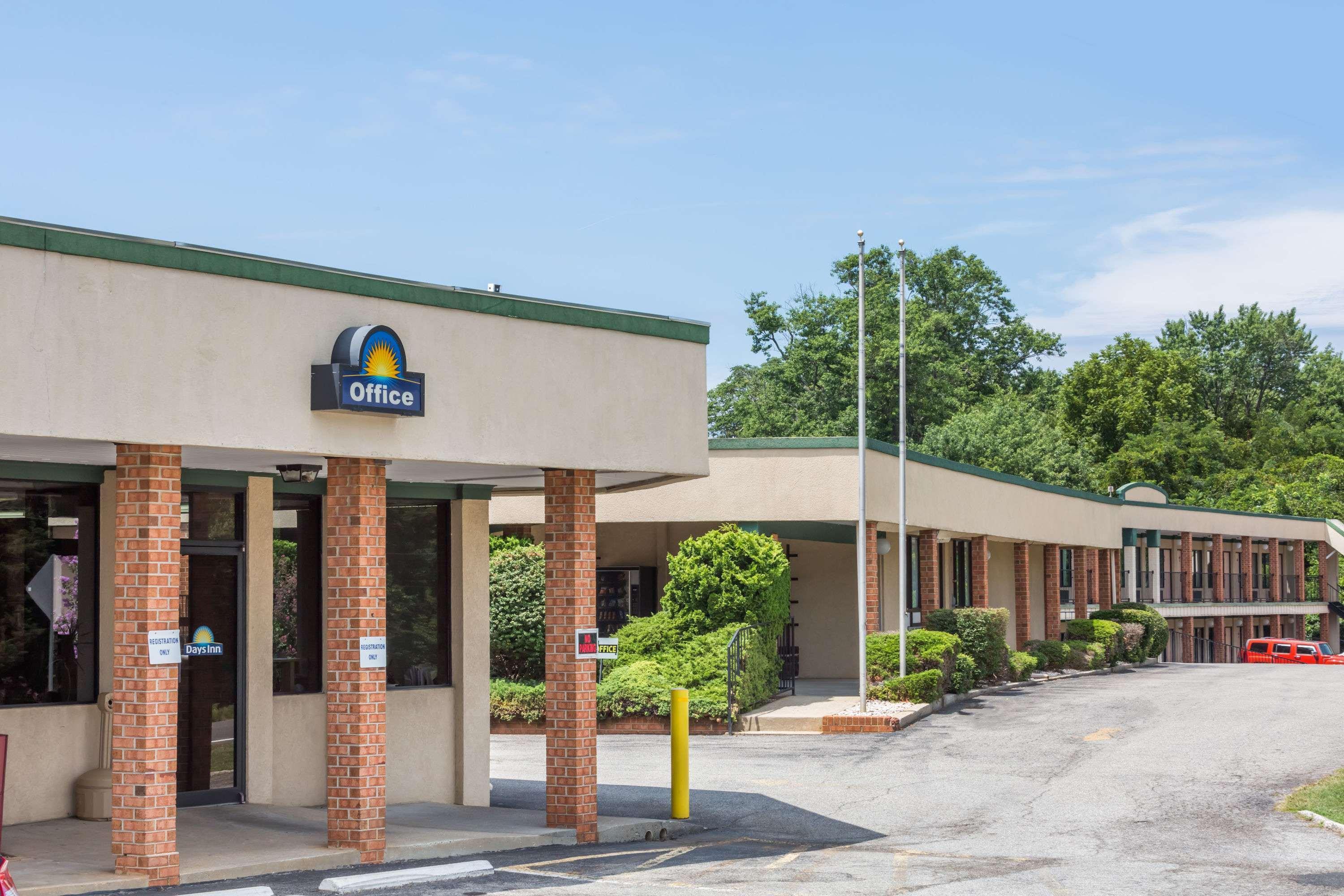Days Inn By Wyndham Bedford Kültér fotó