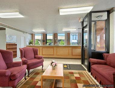 Days Inn By Wyndham Bedford Beltér fotó